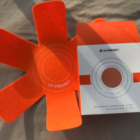 Le Creuset Pan Protector-1 protector in box - Picture 1 of 4